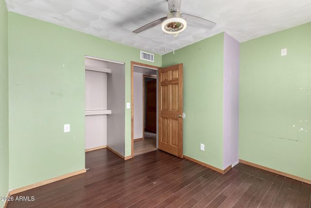 2702 E GROVERS Avenue, Phoenix, AZ 85032