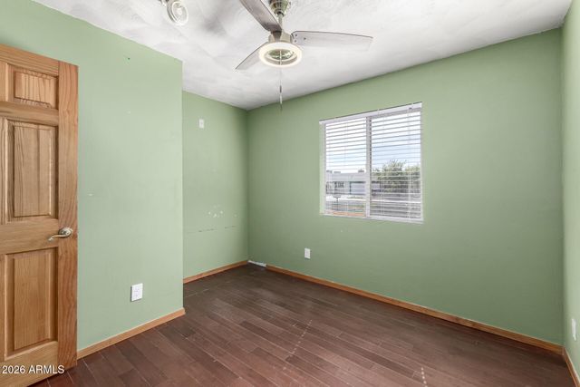 2702 E GROVERS Avenue, Phoenix, AZ 85032