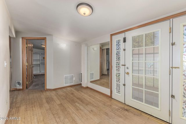 2702 E GROVERS Avenue, Phoenix, AZ 85032