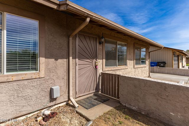 2702 E GROVERS Avenue, Phoenix, AZ 85032