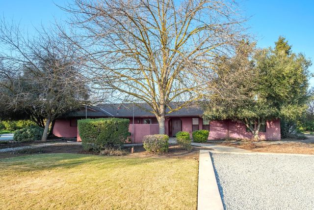 19282 E South Avenue, Reedley, CA 93654