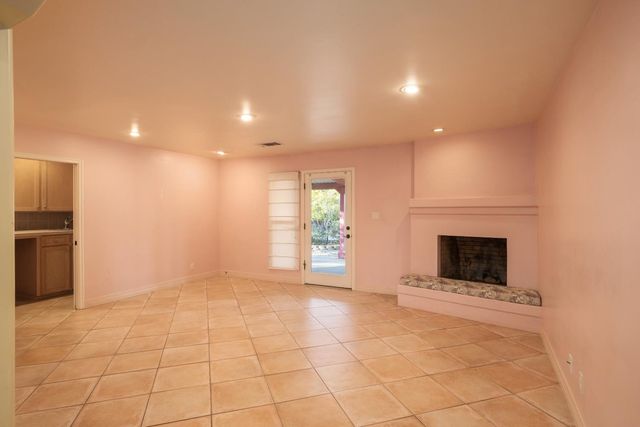 19282 E South Avenue, Reedley, CA 93654