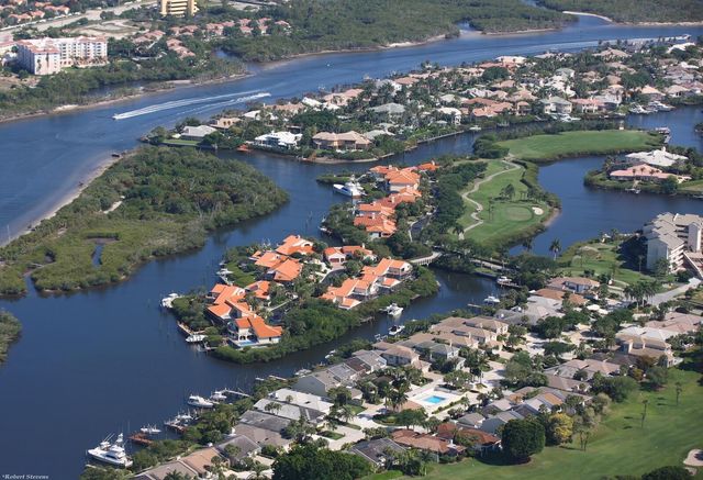 16671 Traders Crossing Crossing N 121, Jupiter, FL 33477