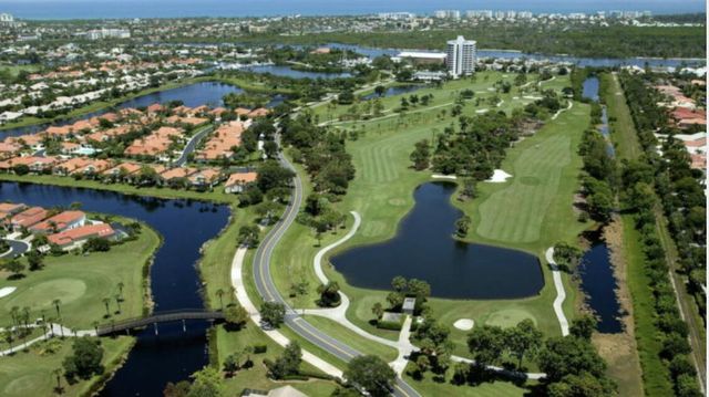 16671 Traders Crossing Crossing N 121, Jupiter, FL 33477