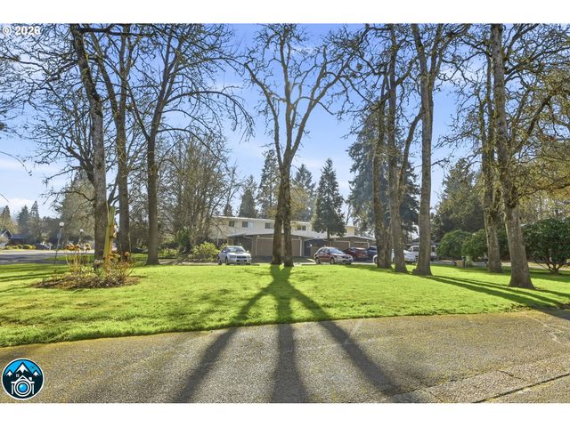 1438 QUAKER St, Eugene, OR 97402