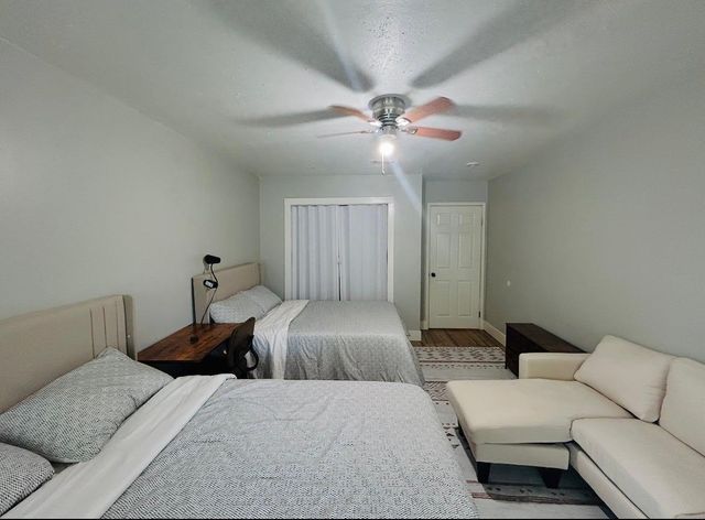 8137 Wetherby Lane, Houston, TX 77075