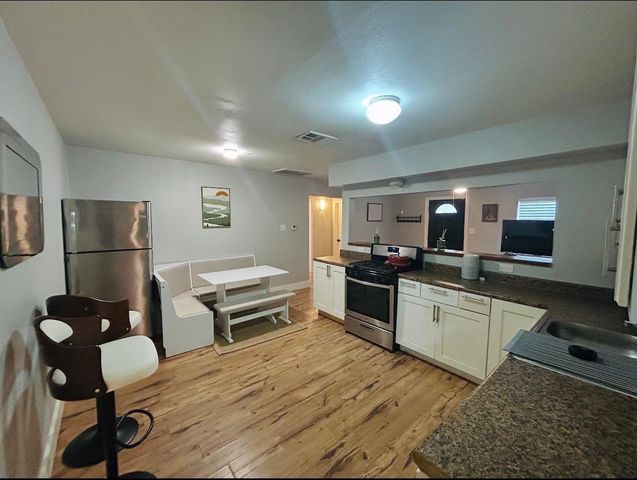 8137 Wetherby Lane, Houston, TX 77075