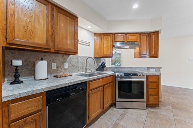 12755 Mill Ridge Drive 402, Cypress, TX 77429