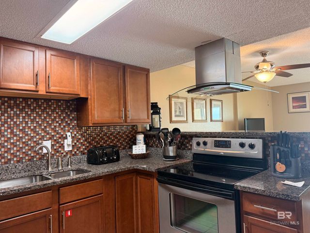 517 E Beach Boulevard 5C, Gulf Shores, AL 36542