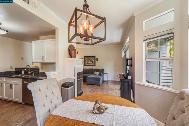 7765 Canyon Meadow Cir A, Pleasanton, CA 94588