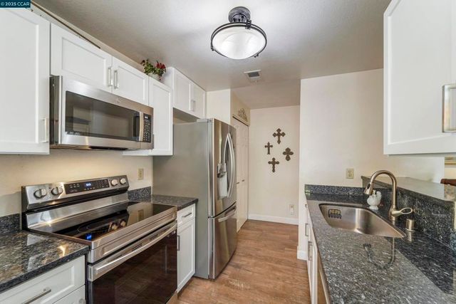 7765 Canyon Meadow Cir A, Pleasanton, CA 94588