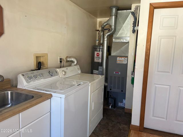 16 Rustic Drive, Howell, NJ 07731