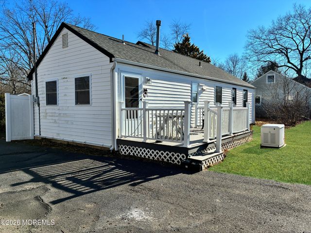 16 Rustic Drive, Howell, NJ 07731