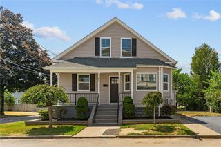 34 Vermont Street, Cranston, RI 02920
