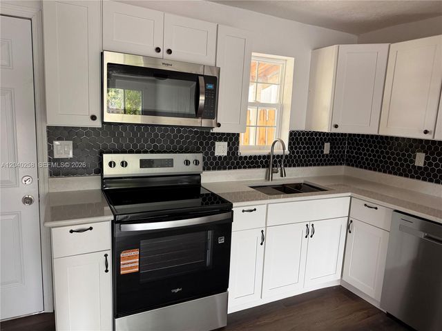 1450 NE 151st Street 101, Miami, FL 33162