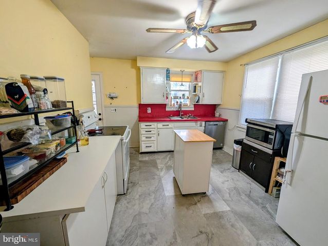 530 HOGESTOWN ROAD, Mechanicsburg, PA 17050