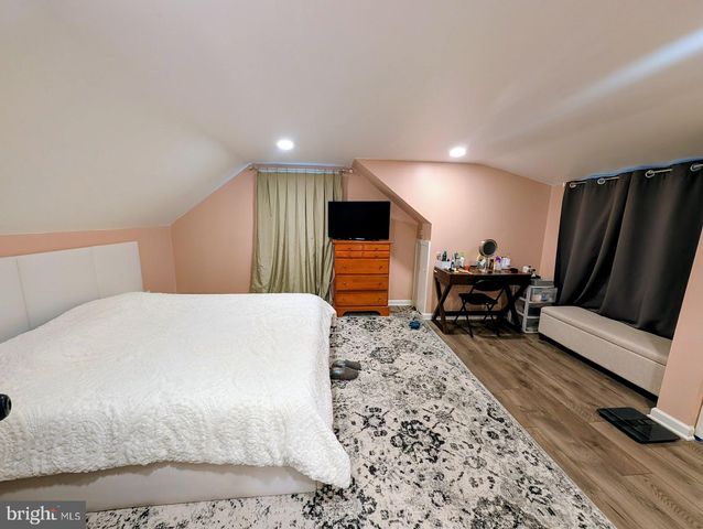 530 HOGESTOWN ROAD, Mechanicsburg, PA 17050