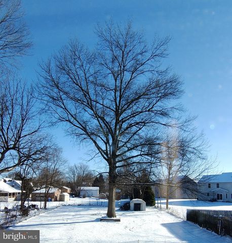 530 HOGESTOWN ROAD, Mechanicsburg, PA 17050