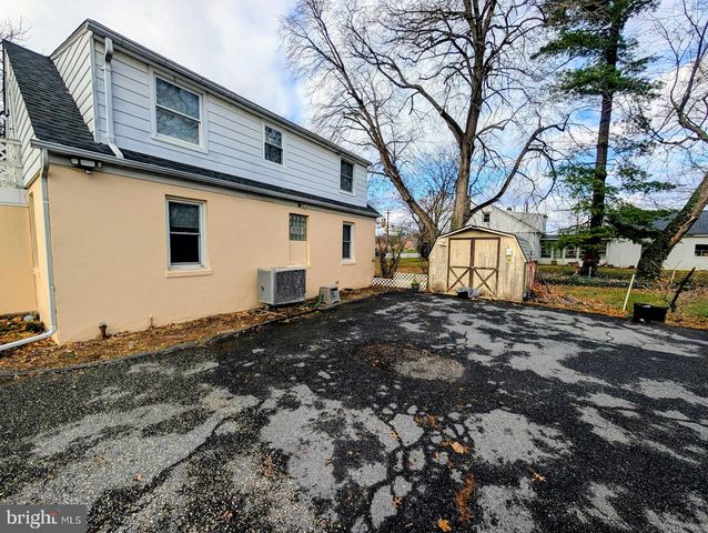 530 HOGESTOWN ROAD, Mechanicsburg, PA 17050