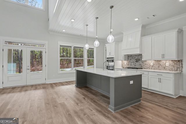 124 Fox Valley Road, Clarkesville, GA 30523