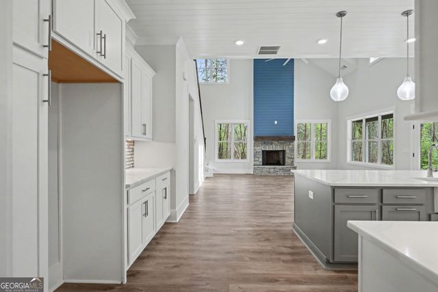 124 Fox Valley Road, Clarkesville, GA 30523