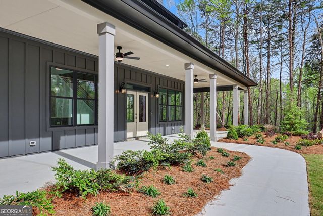124 Fox Valley Road, Clarkesville, GA 30523