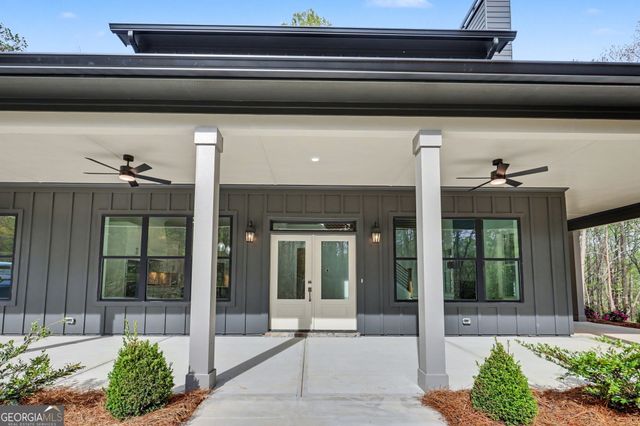 124 Fox Valley Road, Clarkesville, GA 30523