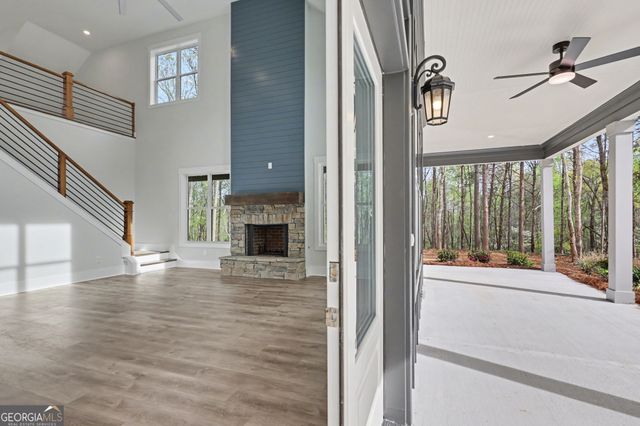 124 Fox Valley Road, Clarkesville, GA 30523