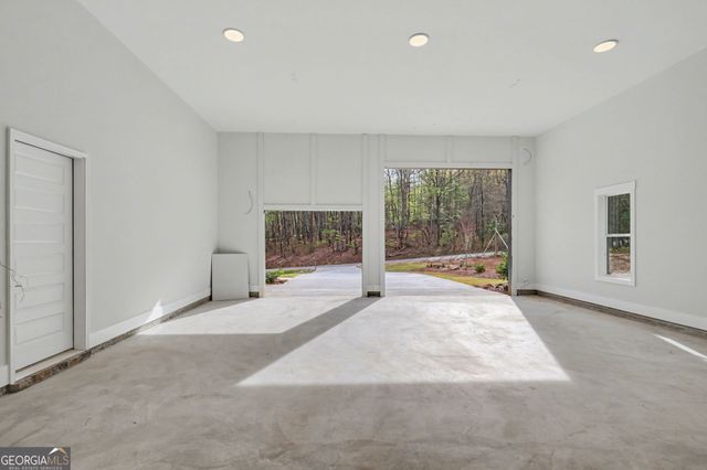 124 Fox Valley Road, Clarkesville, GA 30523