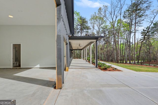 124 Fox Valley Road, Clarkesville, GA 30523