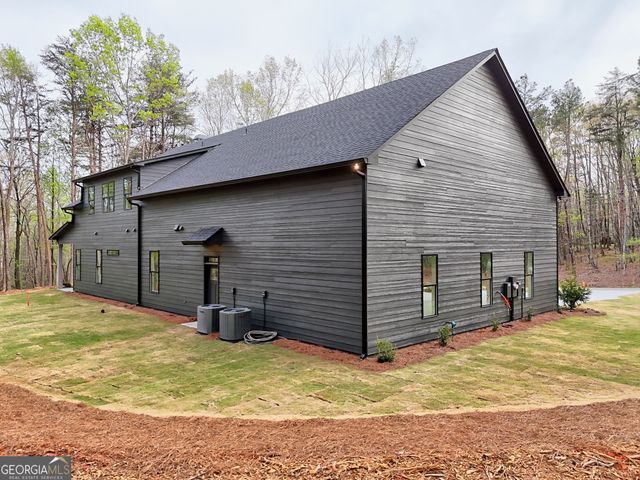 124 Fox Valley Road, Clarkesville, GA 30523
