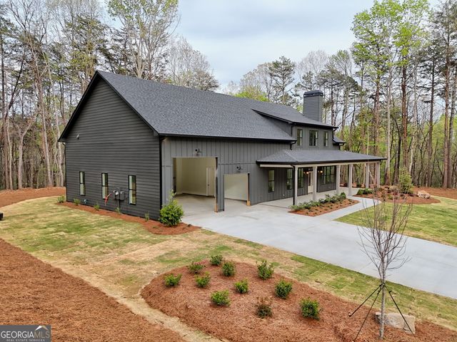 124 Fox Valley Road, Clarkesville, GA 30523