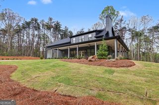 124 Fox Valley Road, Clarkesville, GA 30523
