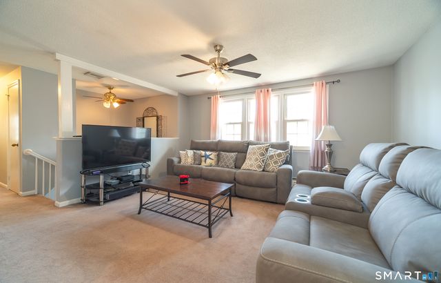 3 Blue Bird Road, Middletown, CT 06457