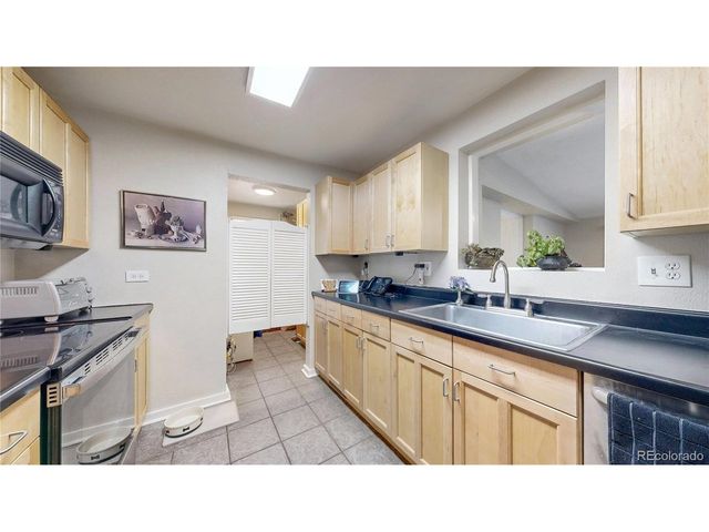 1080 Krameria St, Denver, CO 80220