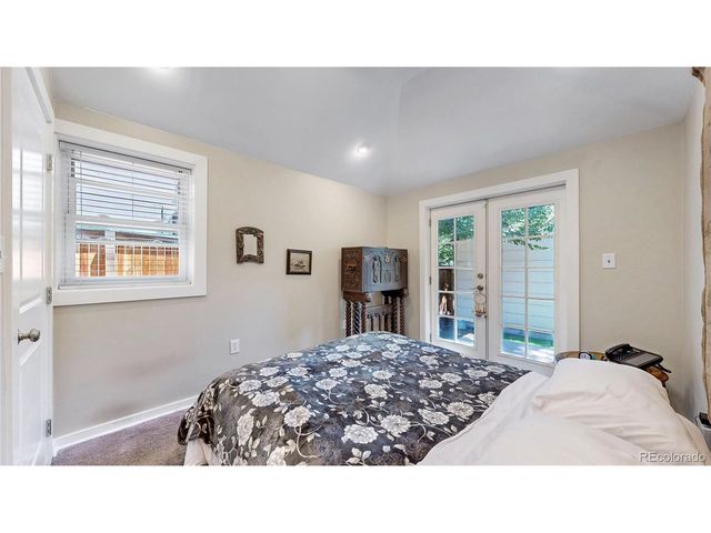 1080 Krameria St, Denver, CO 80220