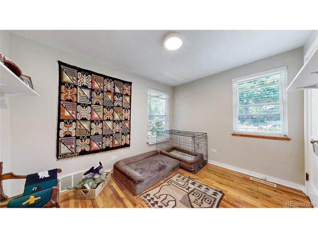 1080 Krameria St, Denver, CO 80220