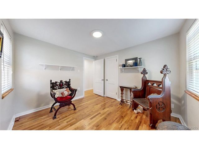 1080 Krameria St, Denver, CO 80220