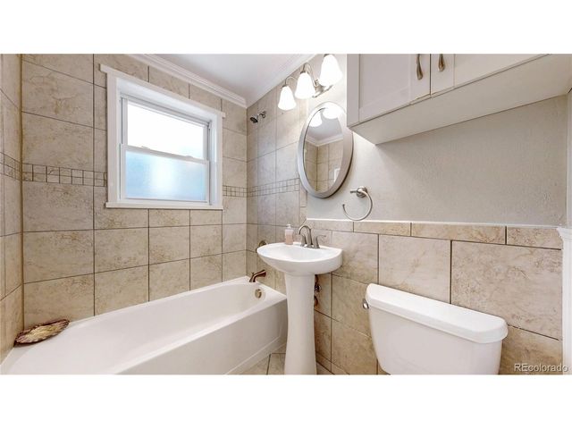 1080 Krameria St, Denver, CO 80220