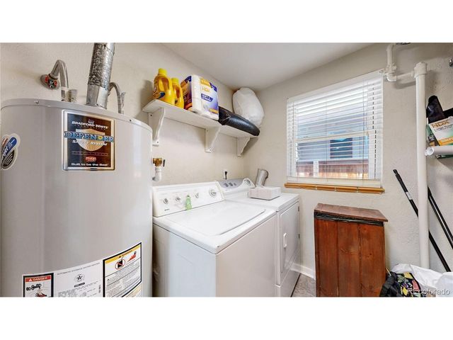 1080 Krameria St, Denver, CO 80220
