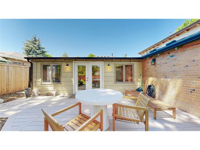 1080 Krameria St, Denver, CO 80220