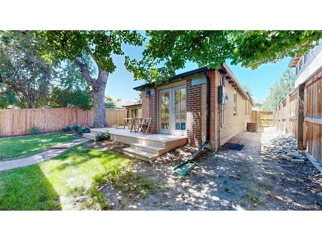1080 Krameria St, Denver, CO 80220