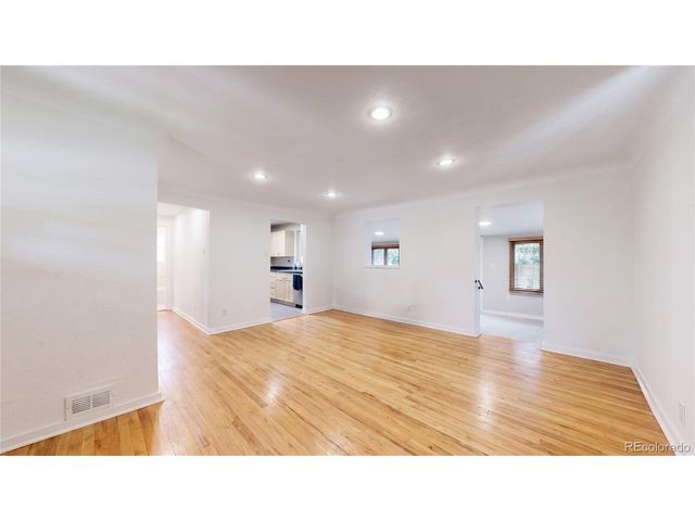 1080 Krameria St, Denver, CO 80220