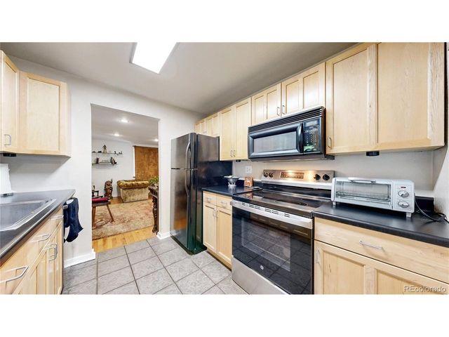 1080 Krameria St, Denver, CO 80220