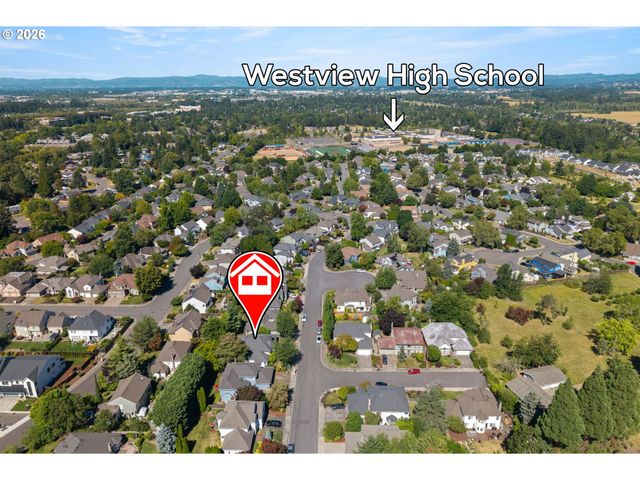 17504 Nw COUNTRY Dr, Portland, OR 97229