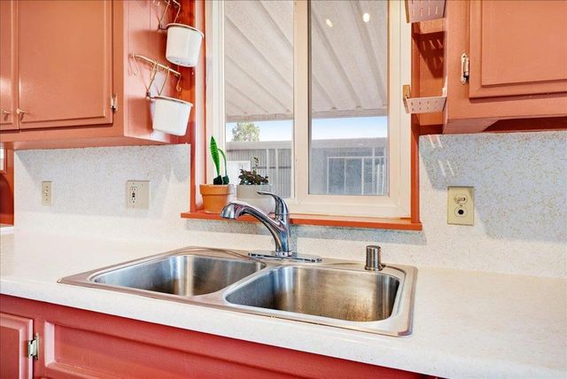 3710 Gross Road, Santa Cruz, CA 95062