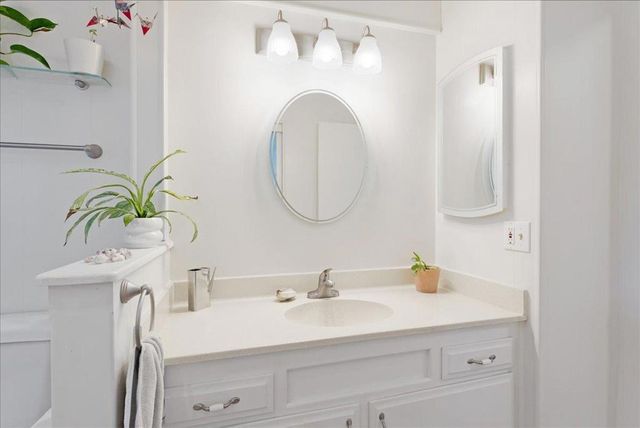 3710 Gross Road, Santa Cruz, CA 95062