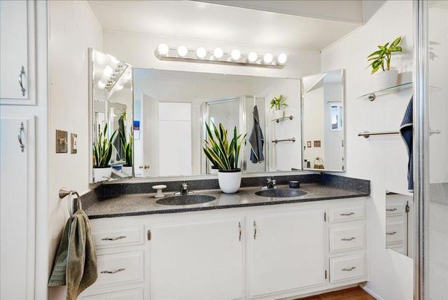 3710 Gross Road, Santa Cruz, CA 95062