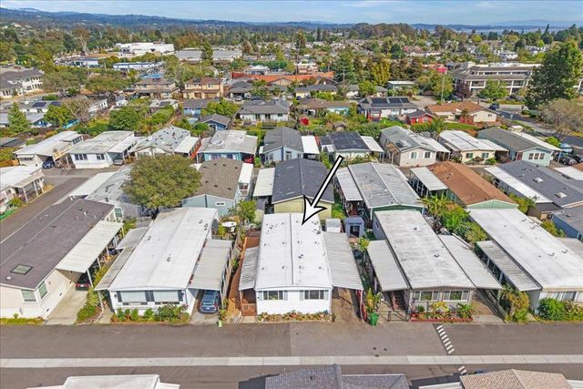 3710 Gross Road, Santa Cruz, CA 95062