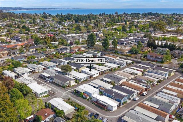 3710 Gross Road, Santa Cruz, CA 95062